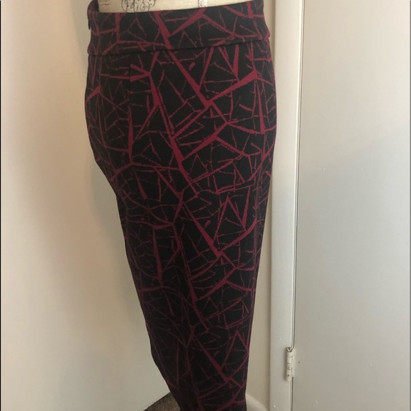 3 for $55💕NWT GRACE SYMMETRY PENCIL SKIRT - Picture 3 of 6